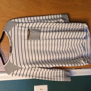 Pink Clover 3/4 sleeve top